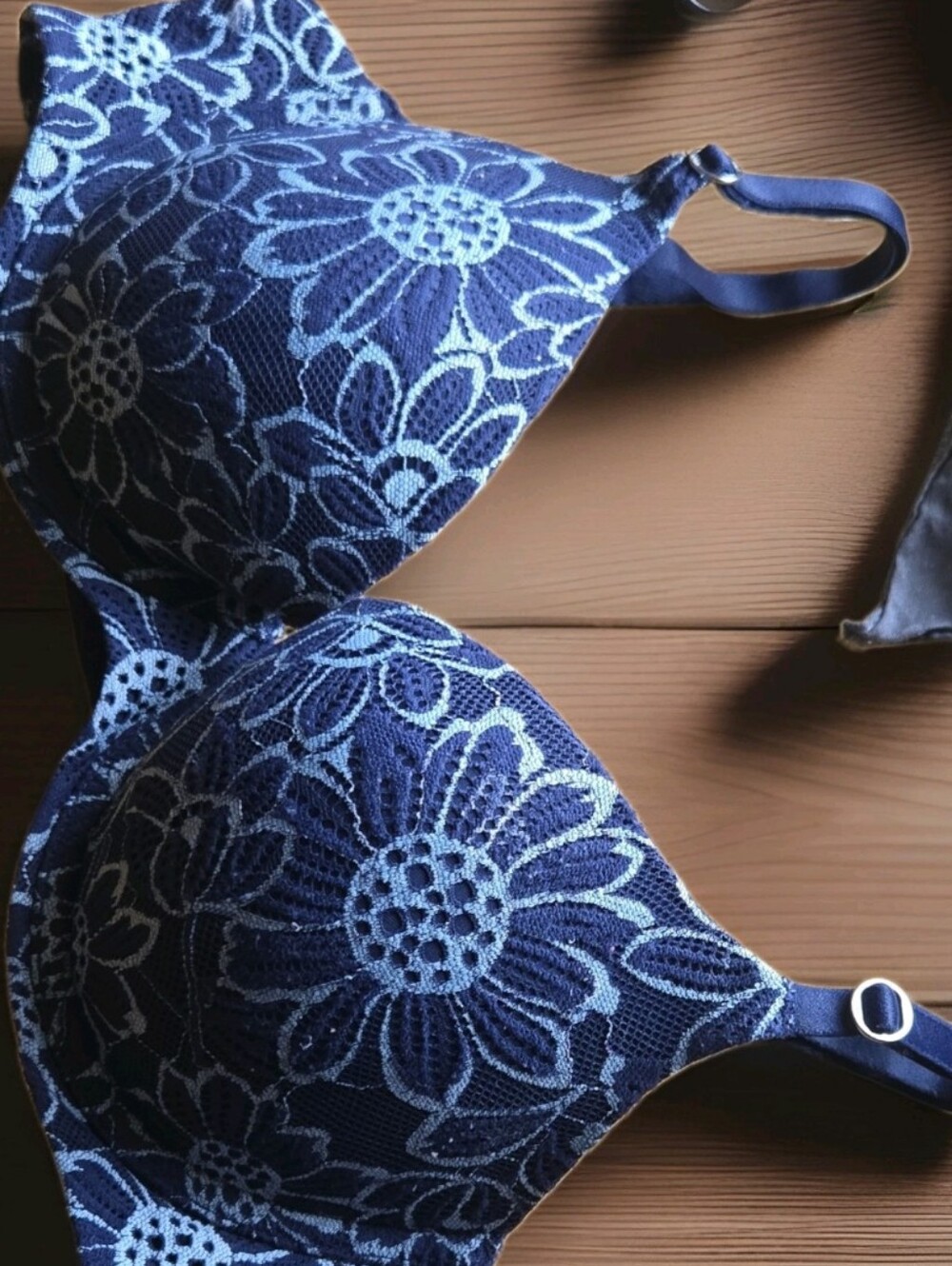 AERIE SUNNIE DEMI UNDERWIRE BRA SIZE 34C